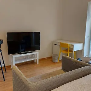 Entire Guest Appartement San Ġiljan